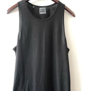 Perforated Longline Tank. Size medium.